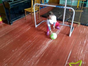 Prin fotbal să creștem sănătoși Prin fotbal să creștem sănătoși