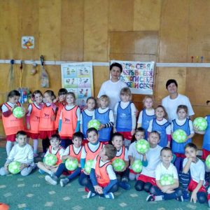 Prin fotbal să creștem sănătoși Prin fotbal să creștem sănătoși