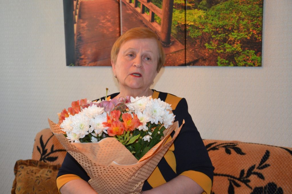 Profesor – soarele care radiază căldura umană Profesor – soarele care radiază căldura umană
