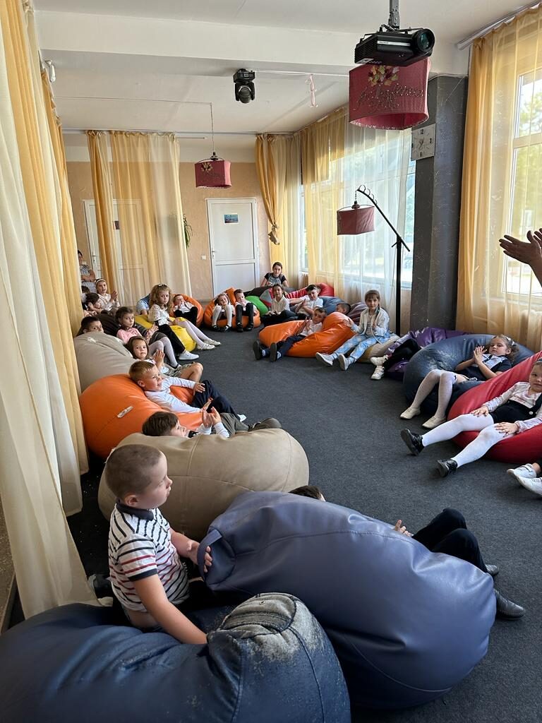 Clubul copiilor: ABC-ul  inteligenței emoționale Clubul copiilor: ABC-ul  inteligenței emoționale