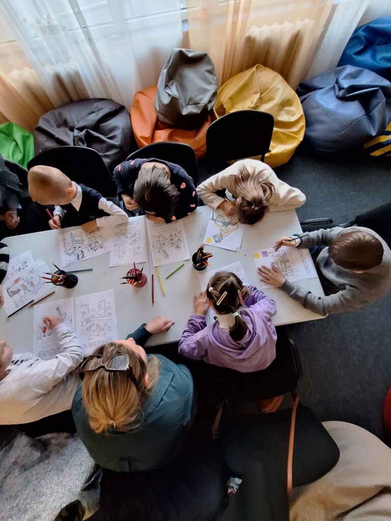 Clubul Copiilor: ABC-ul Inteligenței emoționale Clubul Copiilor: ABC-ul Inteligenței emoționale