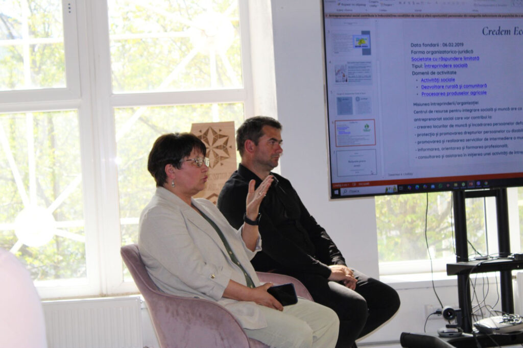 Activitatea finală de Antreprenoriat Social „Viitorul antreprenor – pot fi chiar eu” Activitatea finală de Antreprenoriat Social „Viitorul antreprenor – pot fi chiar eu”
