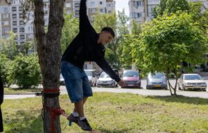 Orășelul Tinerilor marcat prin activități pentru toate gusturile la Centrul de Resurse pentru Adolescenți și Tineret Bălți, cu prezența a 300 de participanți! Orășelul Tinerilor marcat prin activități pentru toate gusturile la Centrul de Resurse pentru Adolescenți și Tineret Bălți, cu prezența a 300 de participanți!