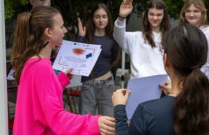 Orășelul Tinerilor marcat prin activități pentru toate gusturile la Centrul de Resurse pentru Adolescenți și Tineret Bălți, cu prezența a 300 de participanți! Orășelul Tinerilor marcat prin activități pentru toate gusturile la Centrul de Resurse pentru Adolescenți și Tineret Bălți, cu prezența a 300 de participanți!