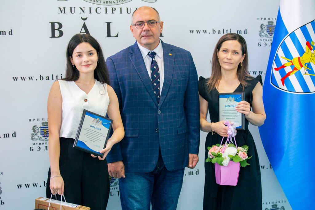 Excelența în educație: 11 liceeni din Bălți au obținut media 10 la BAC – 2025 Excelența în educație: 11 liceeni din Bălți au obținut media 10 la BAC – 2025