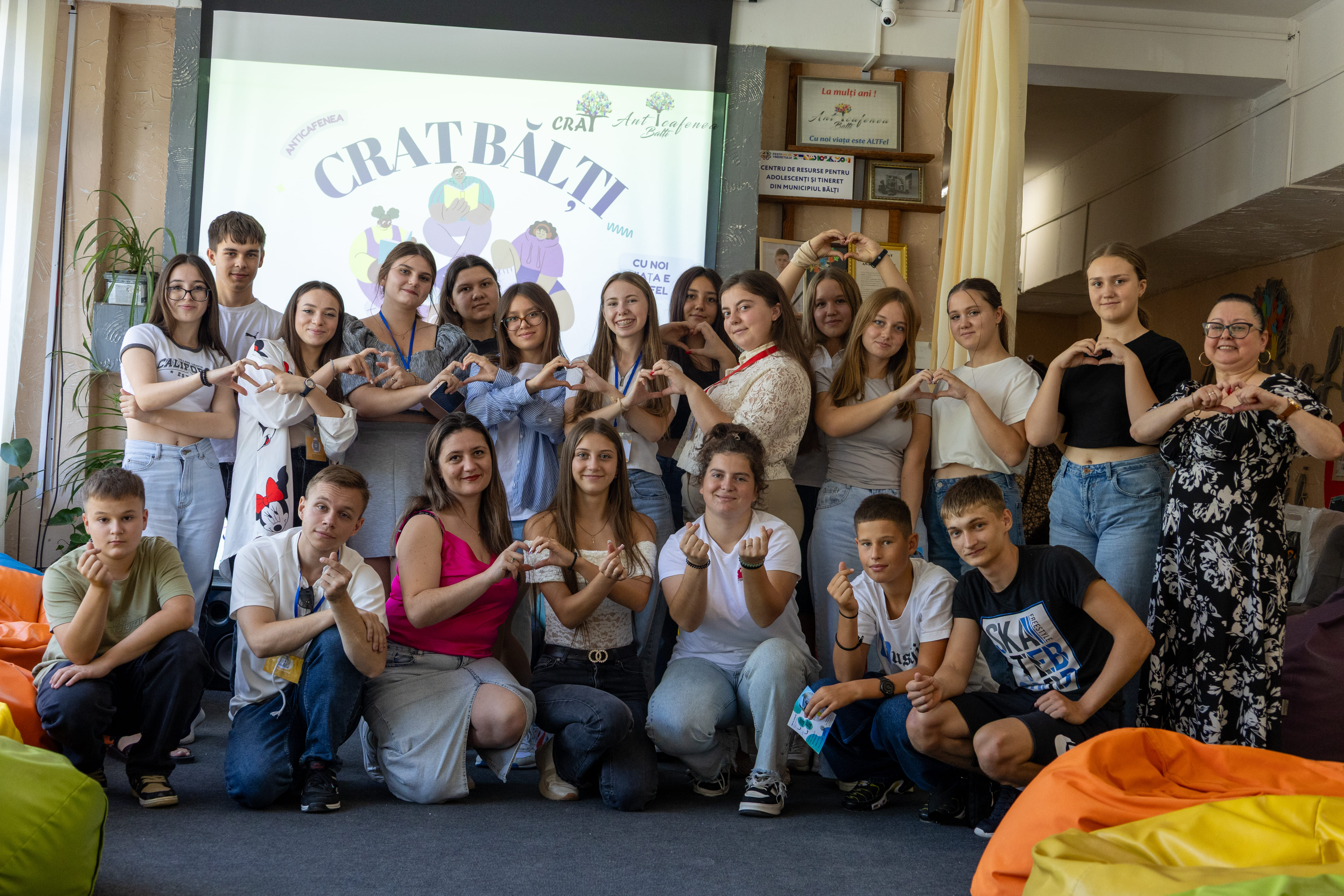Schimb de experiențe între CRAT, Centrul de Tineret Varnița și Fondul pentru Tineri Varnița Schimb de experiențe între CRAT, Centrul de Tineret Varnița și Fondul pentru Tineri Varnița